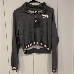 Women’s Nike Cropped Sweatshirt